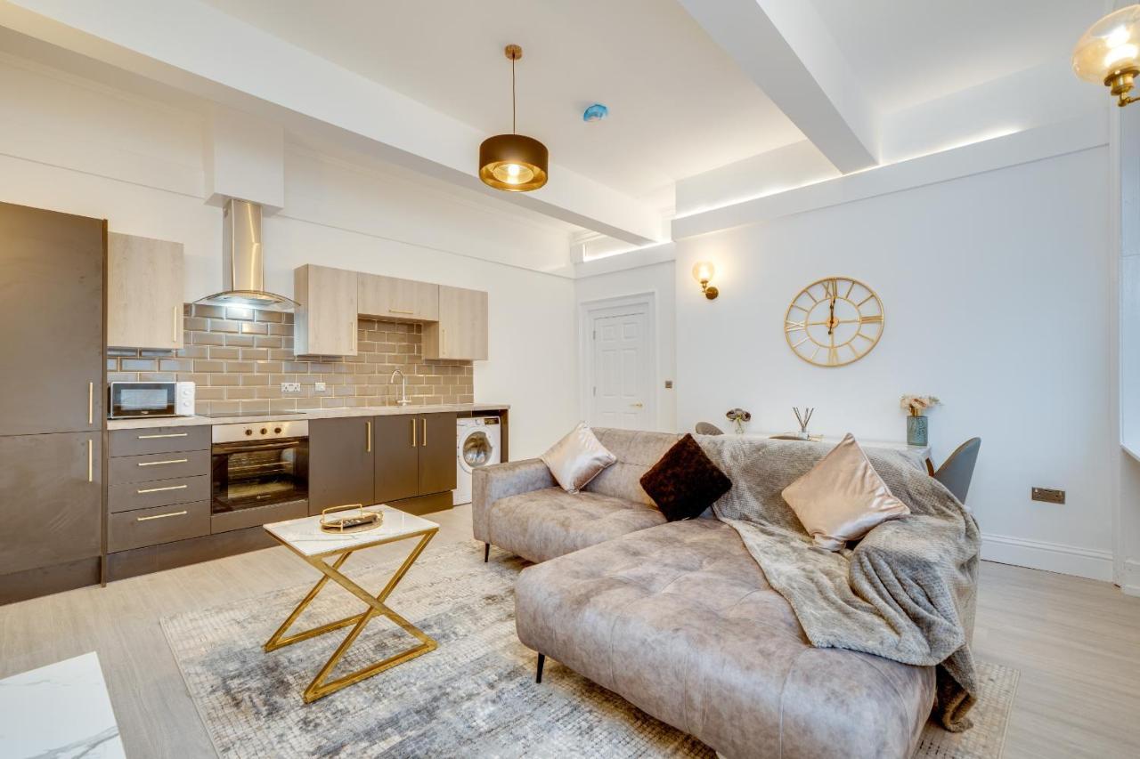 Town House Apartments Вэйкфильд Экстерьер фото