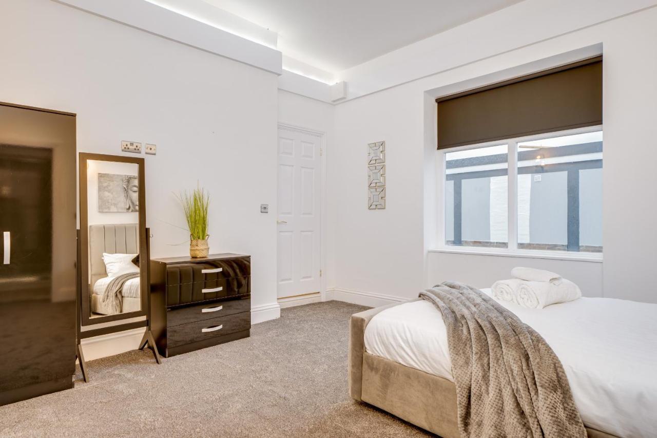 Town House Apartments Вэйкфильд Экстерьер фото