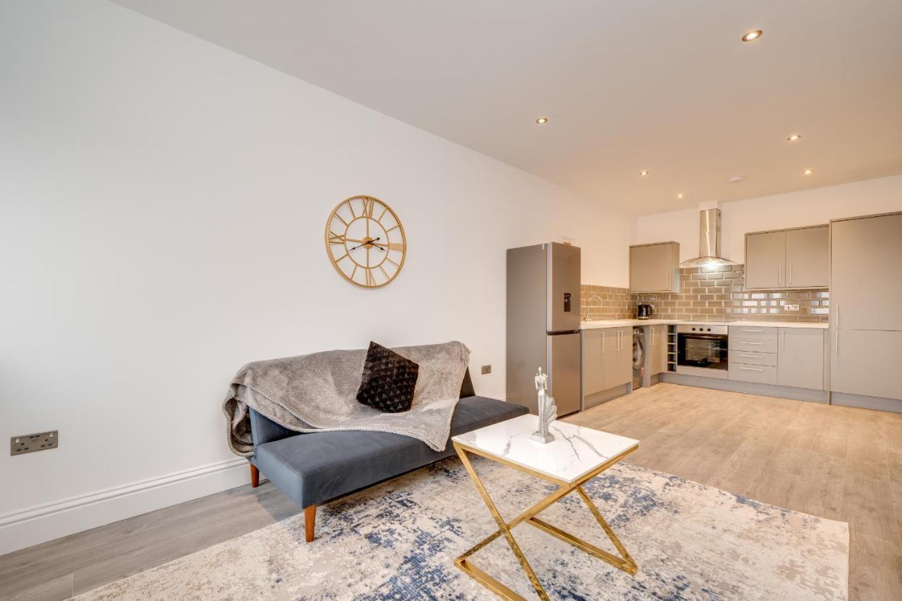 Town House Apartments Вэйкфильд Экстерьер фото