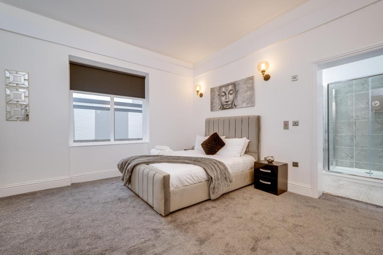 Town House Apartments Вэйкфильд Экстерьер фото